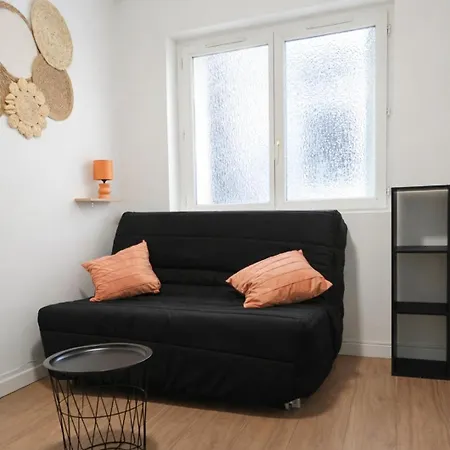 Et Cosy équipé à 10 Min Gare